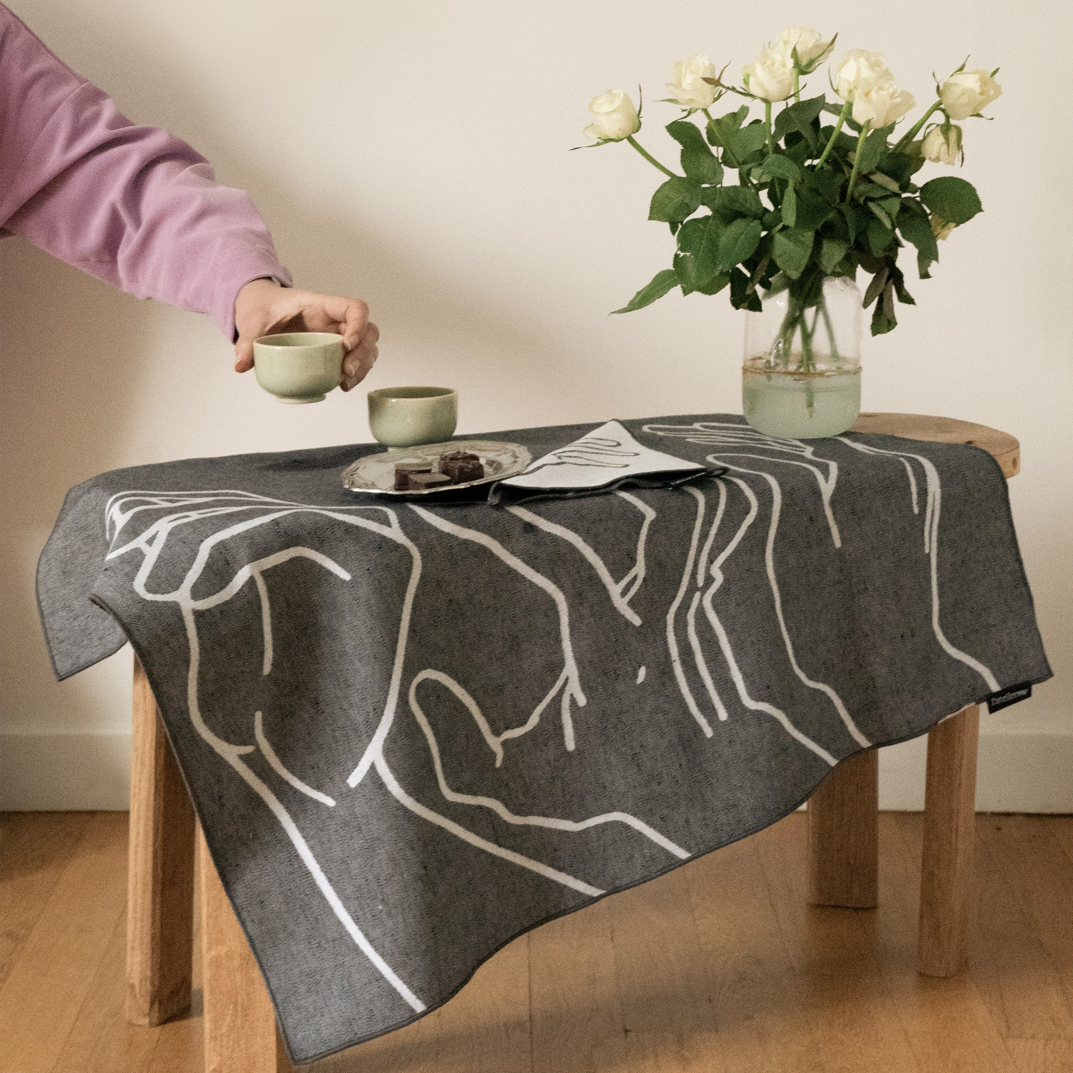 Mantel Furoshiki Manos reversible en jacquard 68 x 68 Ichi