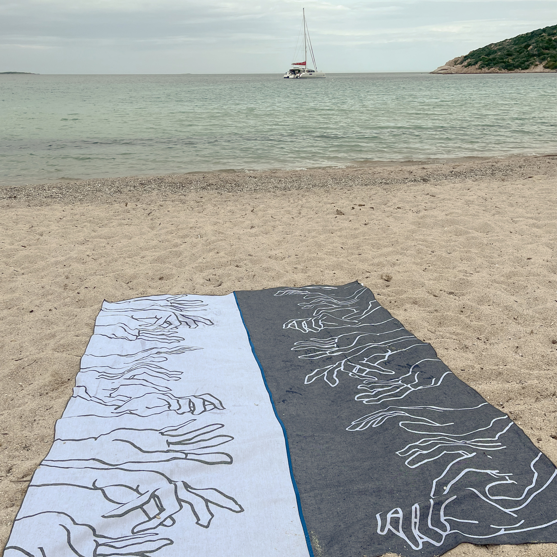 Toalla Manos reversible en jacquard 130 x 215 · Bies azul - Imagen 4
